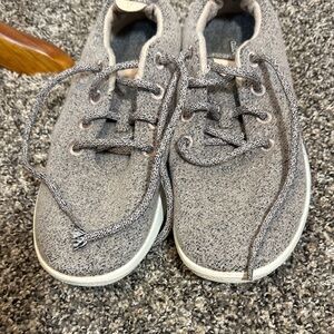 Allbirds Sneakers in Gray/Tan